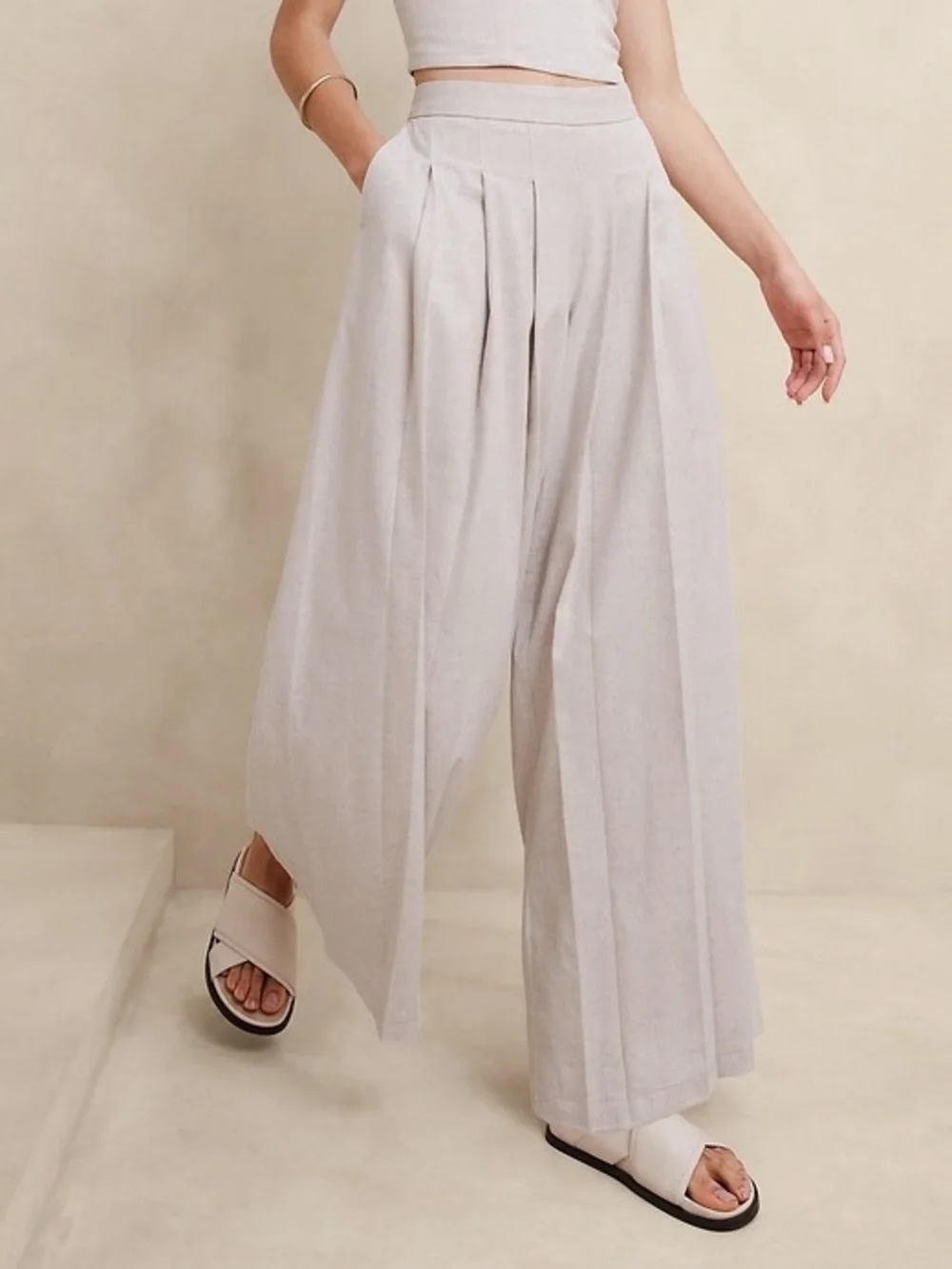 Banana Republic linen blend palazzo pants